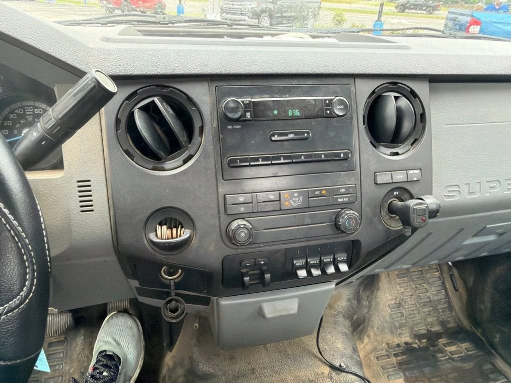 2012 Ford Super Duty F-550 DRW XL