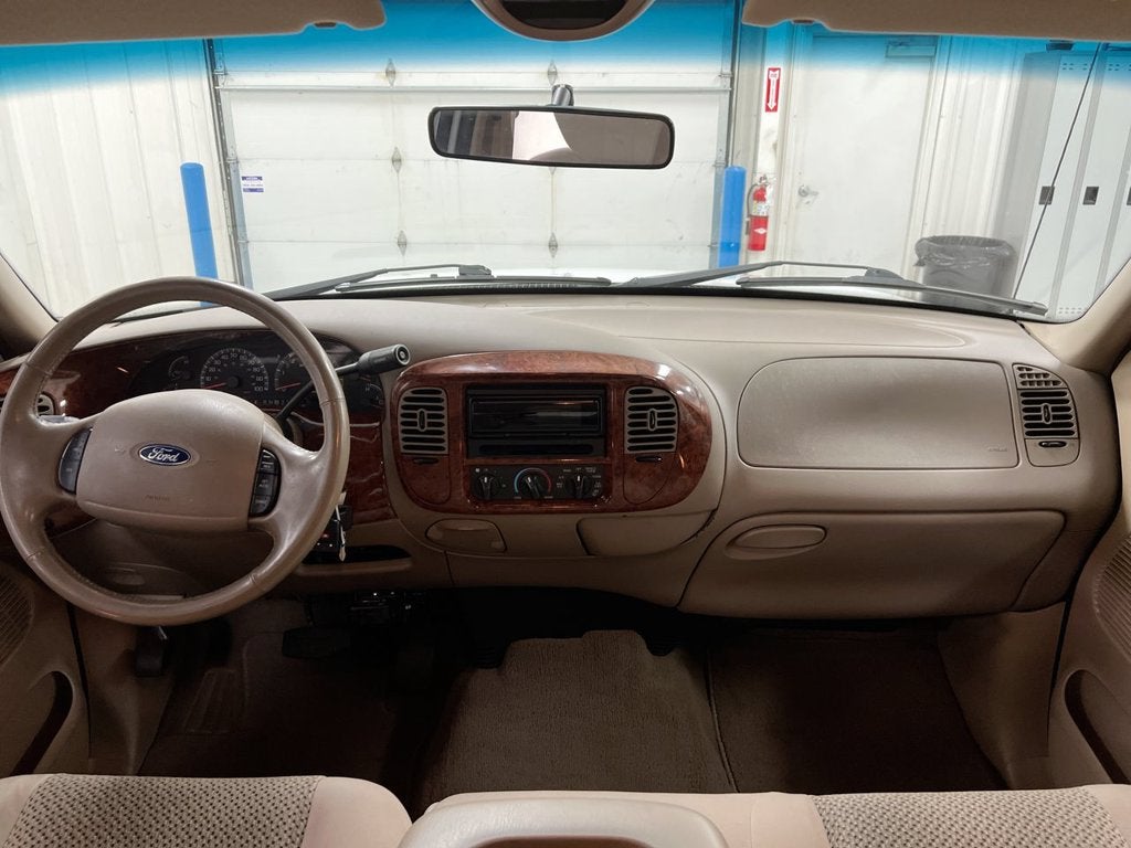2002 Ford F-150 XLT