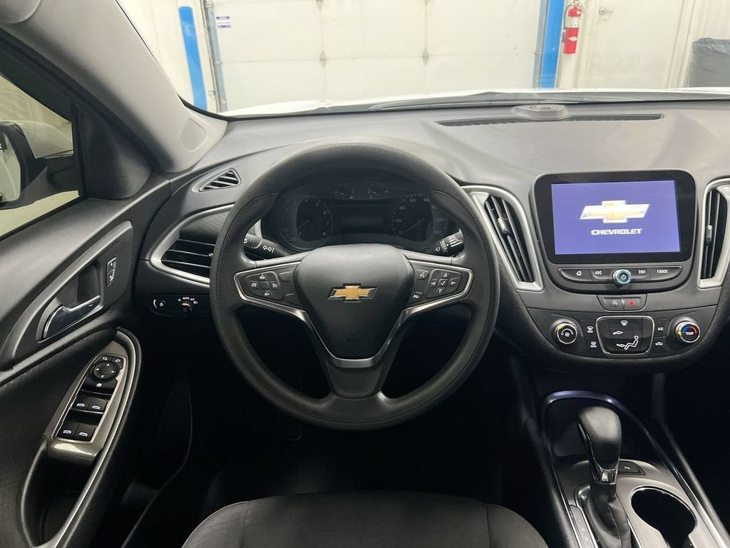 2021 Chevrolet Malibu LS