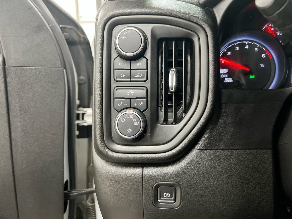 2020 Chevrolet Silverado 1500 Custom
