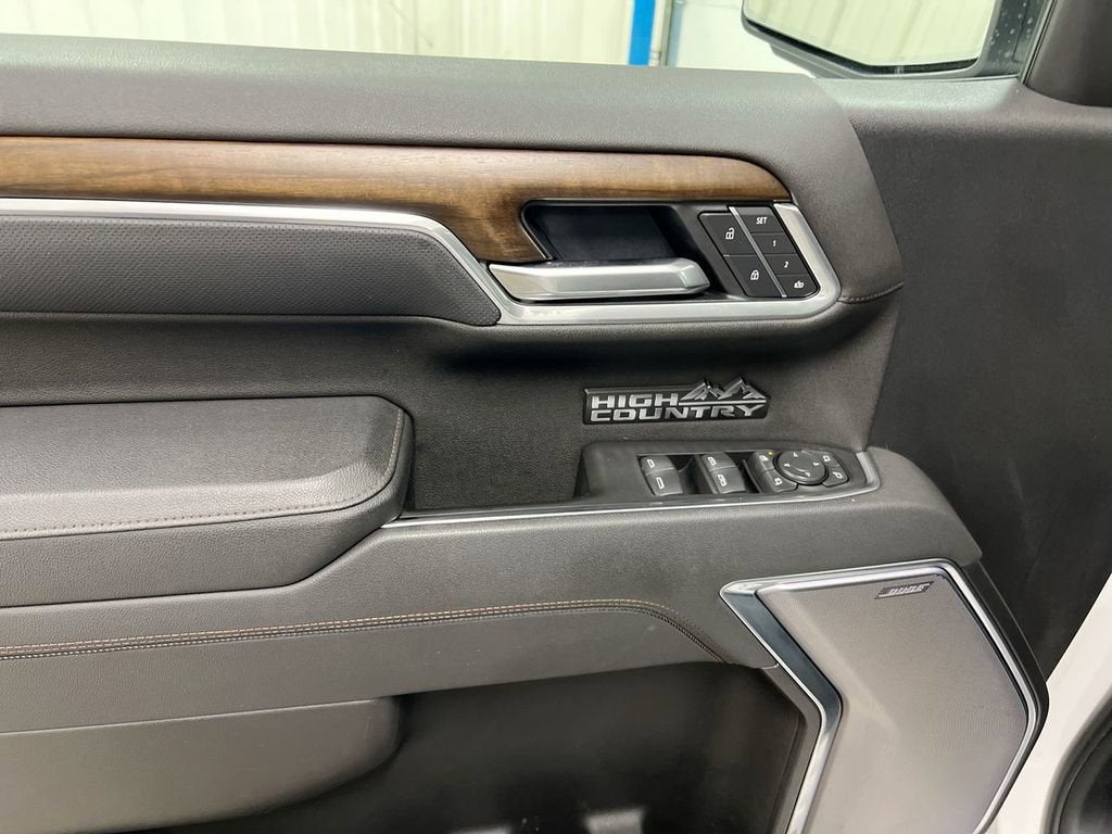 2025 Chevrolet Silverado 1500 High Country
