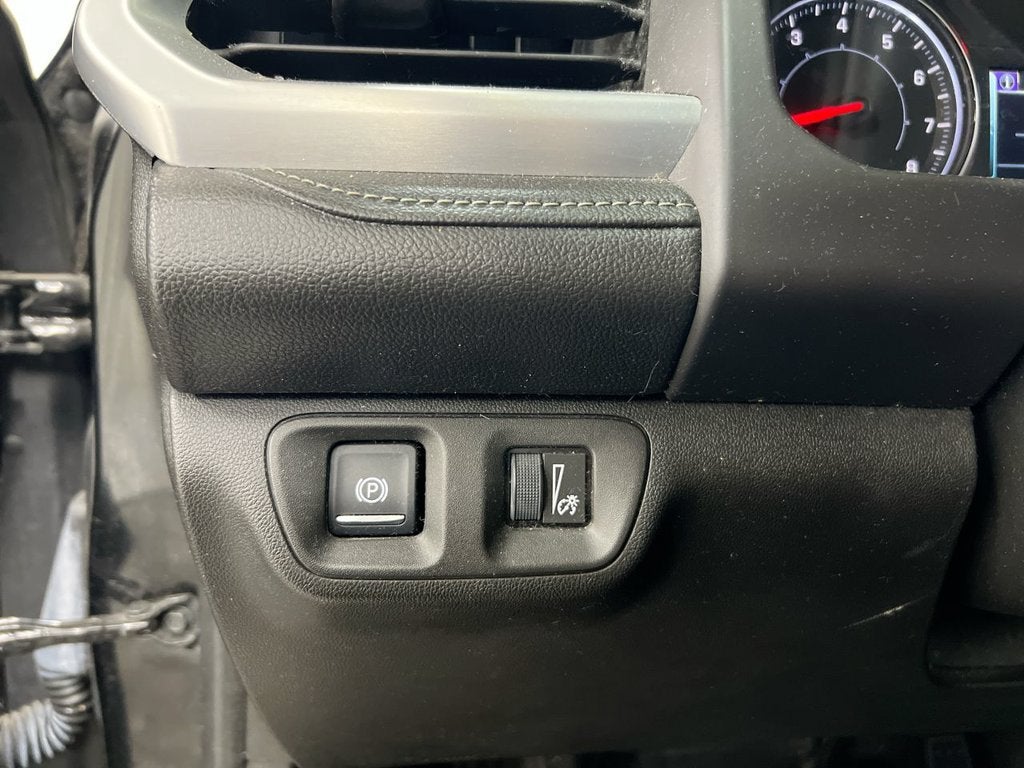 2017 GMC Acadia SLT