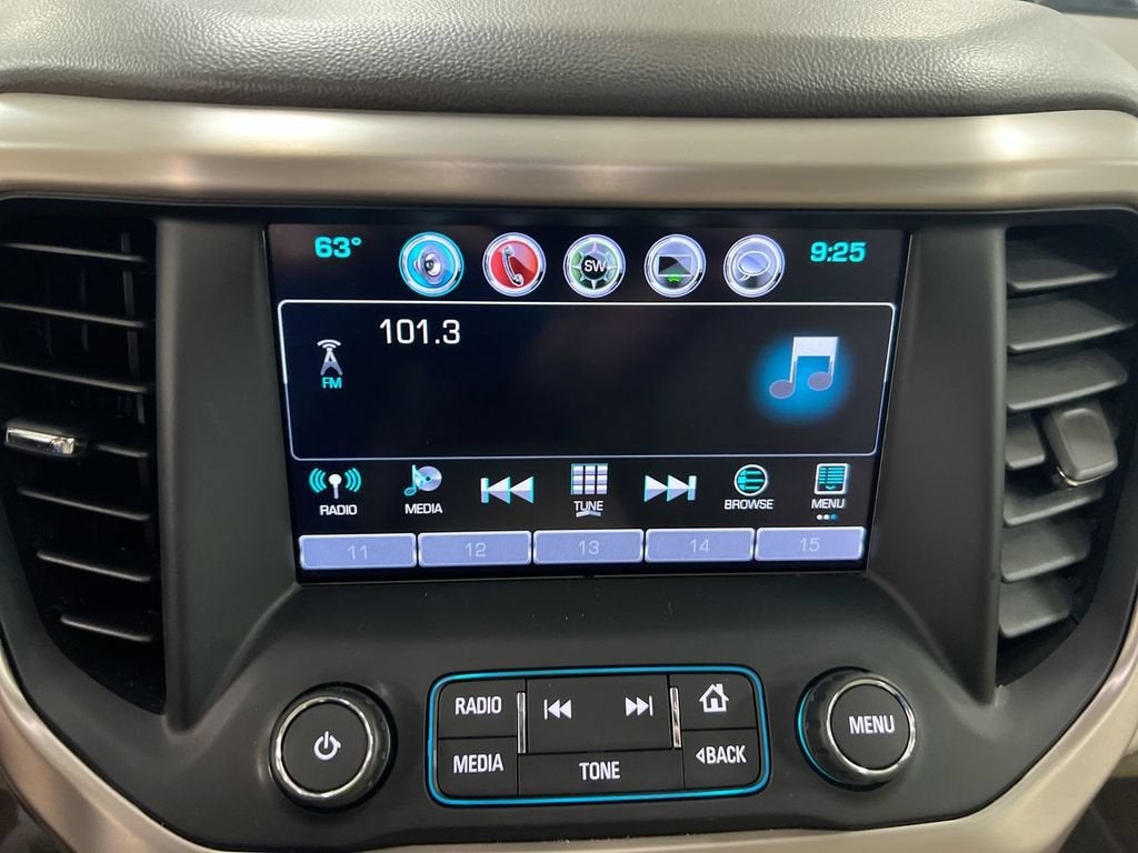2017 GMC Acadia Denali