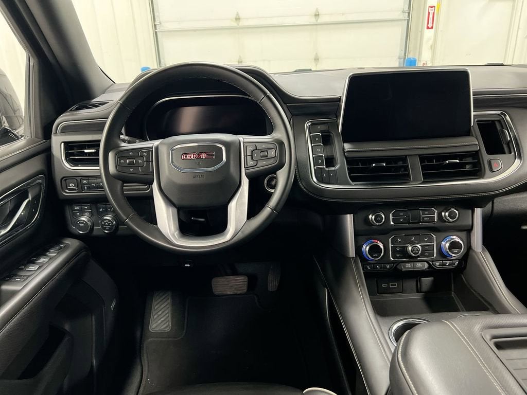 2024 GMC Yukon XL SLT