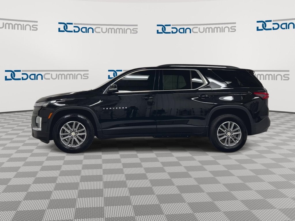 2022 Chevrolet Traverse LT Cloth