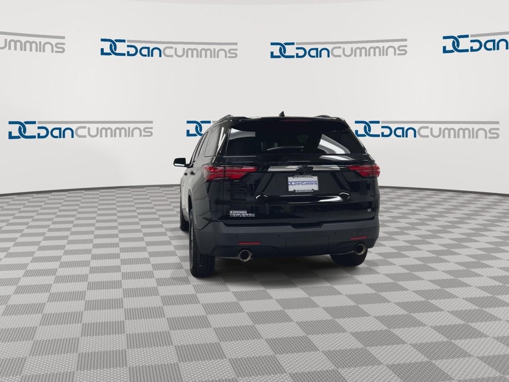 2022 Chevrolet Traverse LT Cloth