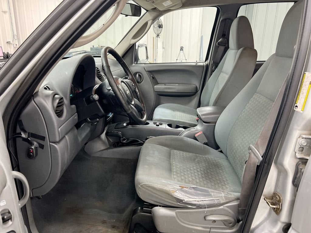 2005 Jeep Liberty Sport