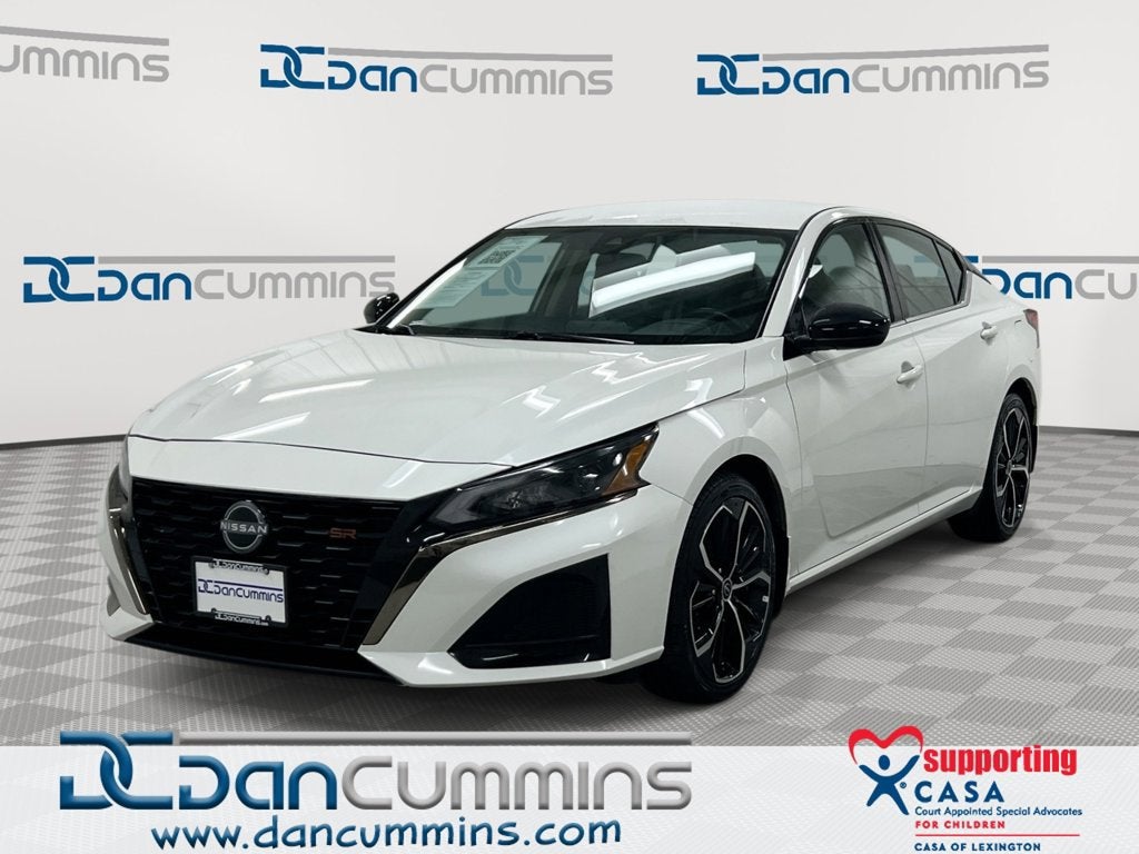 2025 Nissan Altima SR