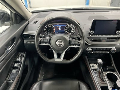 2025 Nissan Altima SR