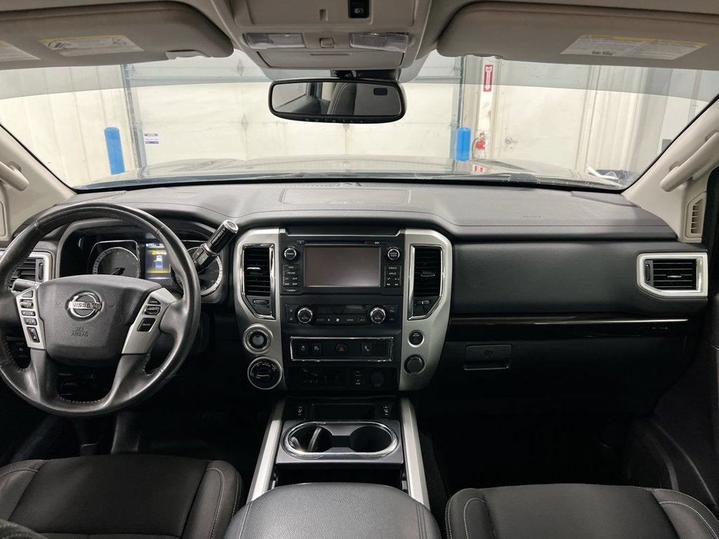 2017 Nissan Titan SV