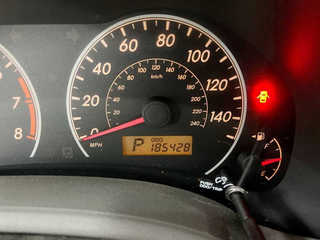 2009 Toyota Corolla 4dr Sdn Man (Natl)