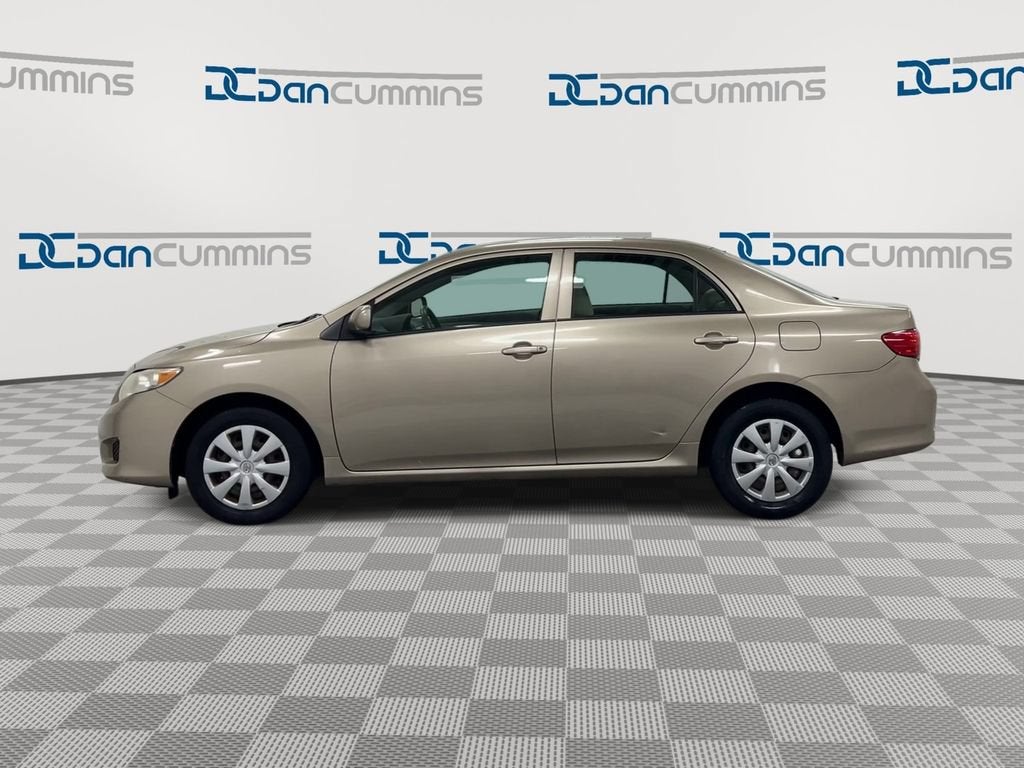 2009 Toyota Corolla 4dr Sdn Man (Natl)