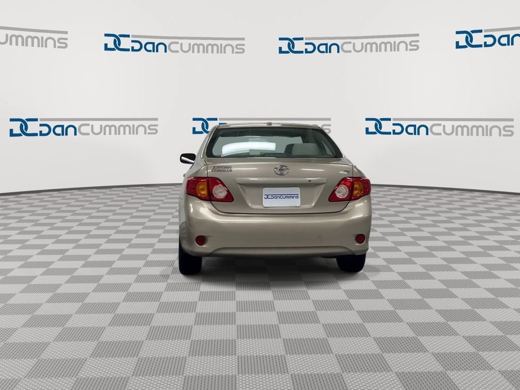 2009 Toyota Corolla 4dr Sdn Man (Natl)