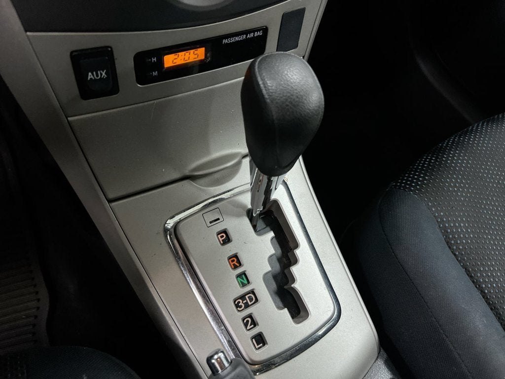 2010 Toyota Corolla 4dr Sdn Man (Natl)