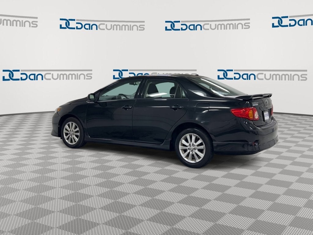 2010 Toyota Corolla 4dr Sdn Man (Natl)