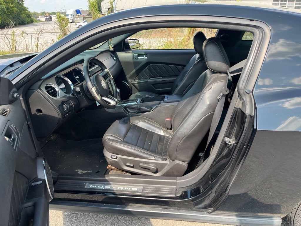 2012 Ford Mustang V6 Premium