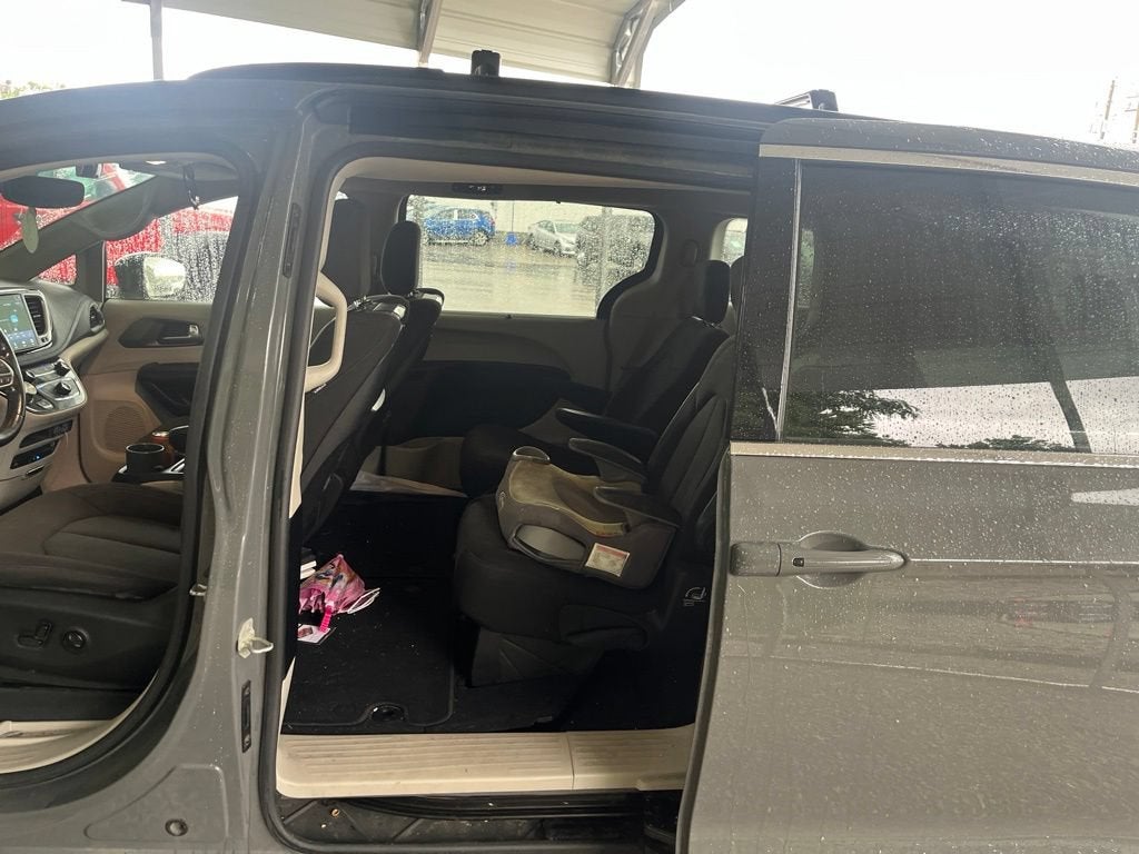 2021 Chrysler Pacifica Touring