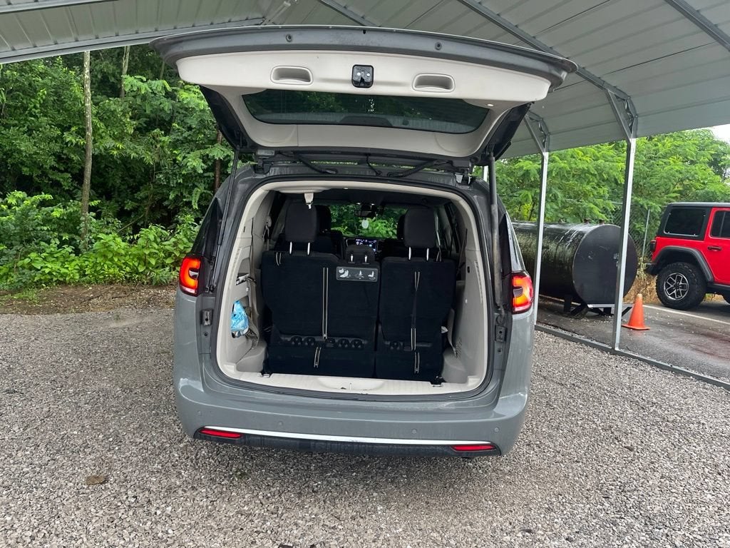 2021 Chrysler Pacifica Touring