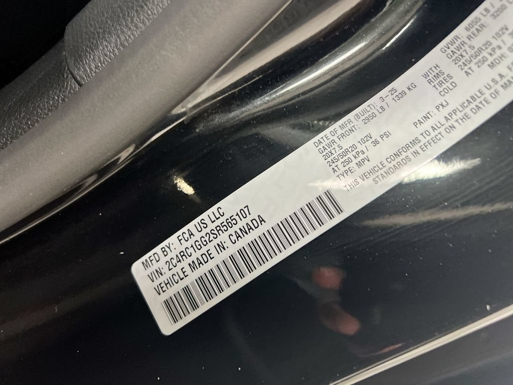 2025 Chrysler PACIFICA Limited