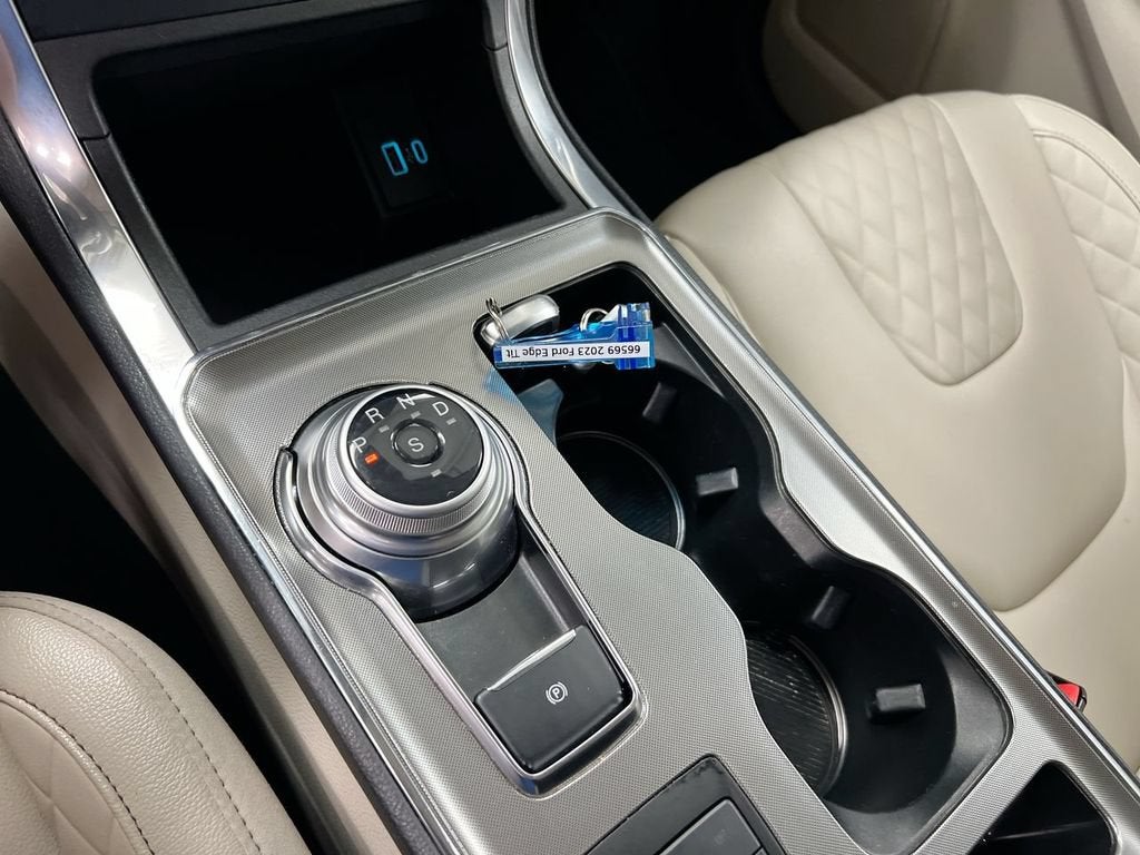 2023 Ford Edge Titanium