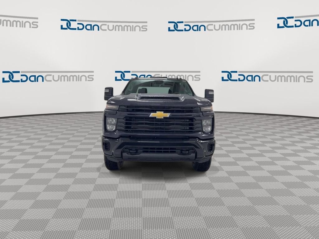 2024 Chevrolet Silverado 2500 HD Custom