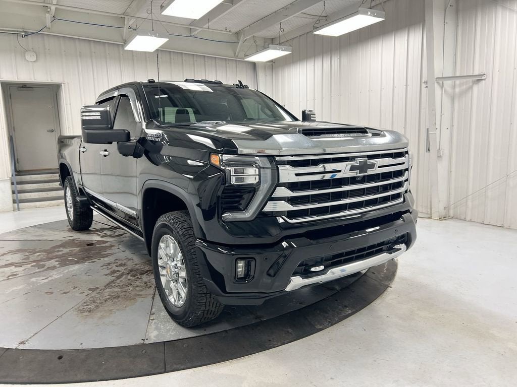 2024 Chevrolet Silverado 3500 HD High Country