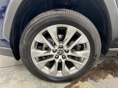 2024 Toyota RAV4 XLE Premium