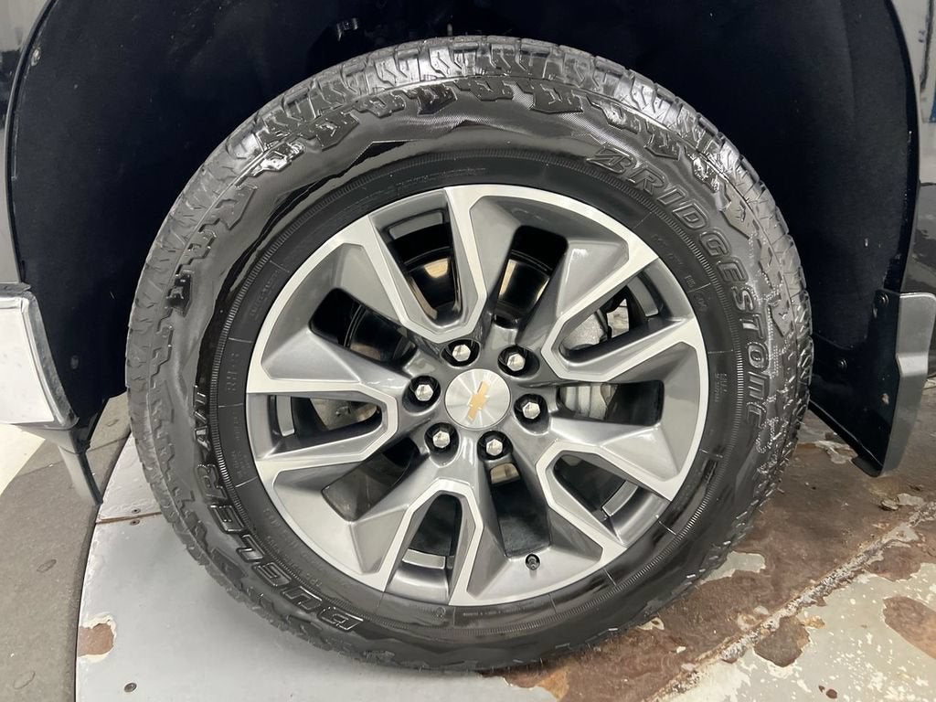 2025 Chevrolet Silverado 1500 LT (2FL)