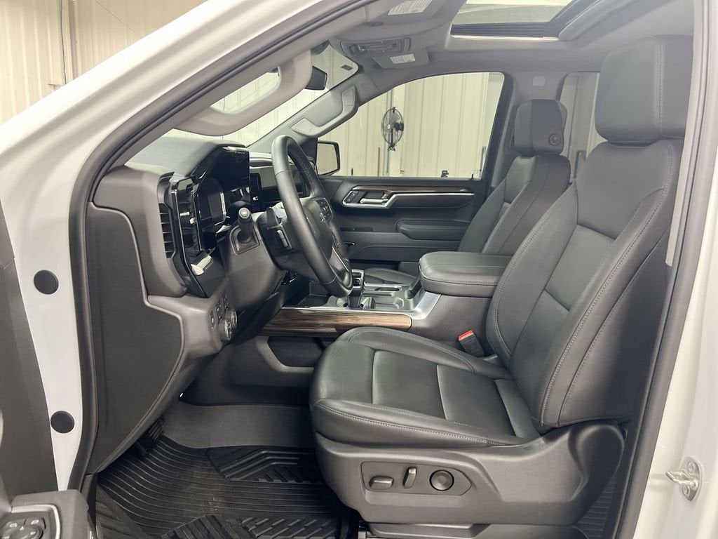 2025 Chevrolet Silverado 1500 LT Trail Boss