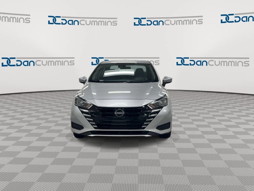 2024 Nissan Versa SV