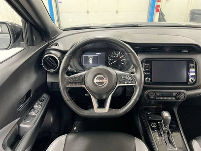 2023 Nissan Kicks SR