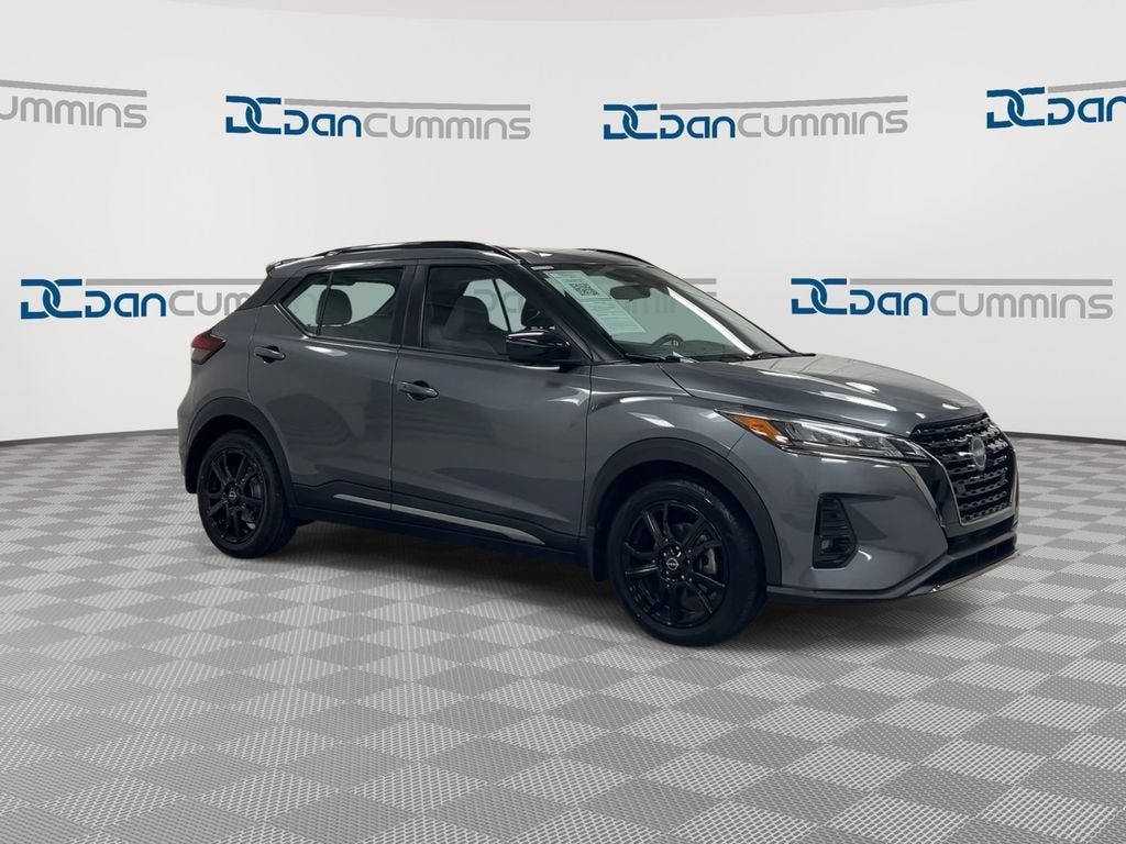 2023 Nissan Kicks SR