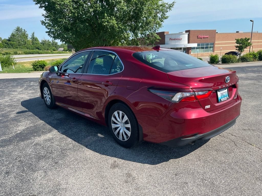 2021 Toyota Camry Hybrid LE