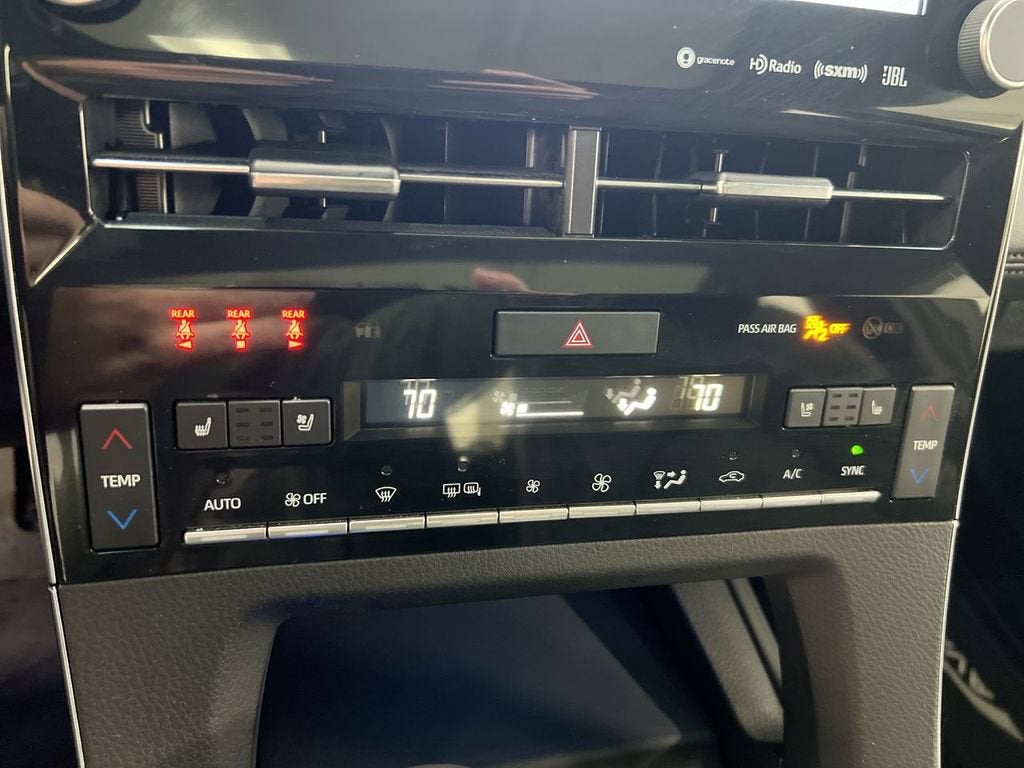 2021 Toyota Avalon Hybrid Limited