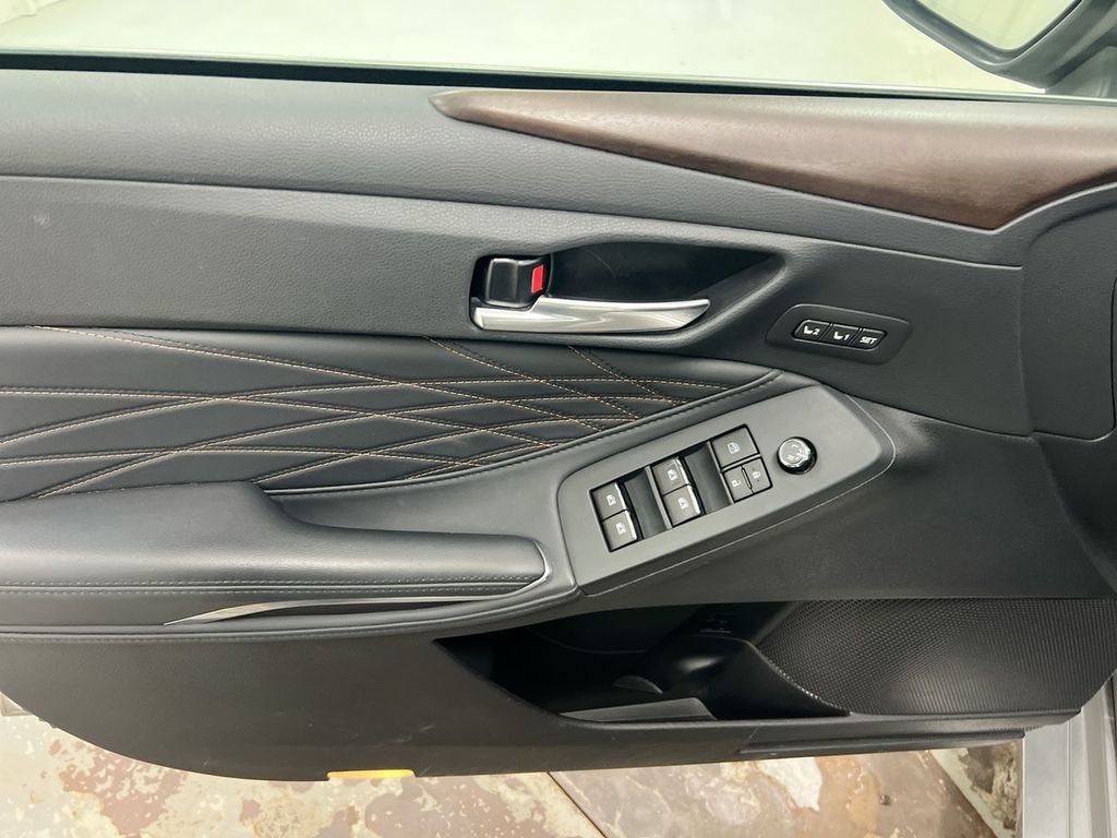 2021 Toyota Avalon Hybrid Limited