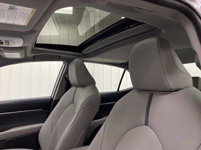 2021 Toyota Camry Hybrid XLE