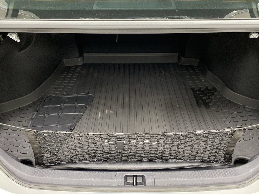 2021 Toyota Camry Hybrid XLE