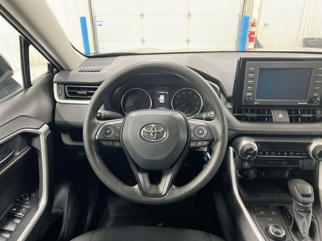 2022 Toyota RAV4 Hybrid LE