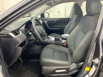 2022 Toyota RAV4 Hybrid LE