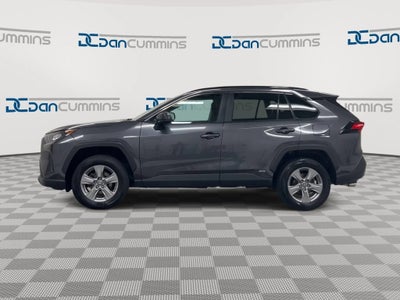 2022 Toyota RAV4 Hybrid LE