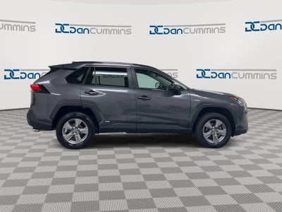 2022 Toyota RAV4 Hybrid LE
