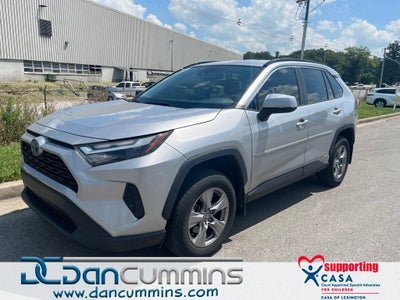 2022 Toyota RAV4 Hybrid XLE