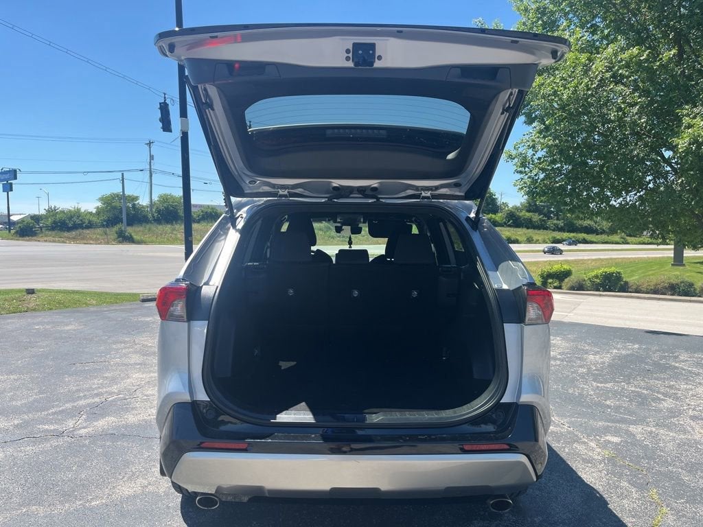 2024 Toyota RAV4 Hybrid SE