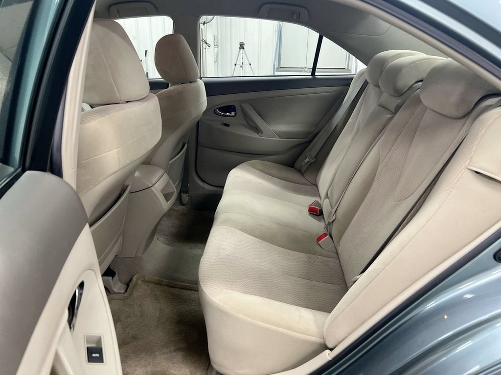 2010 Toyota Camry 4dr Sdn I4 Man (Natl)
