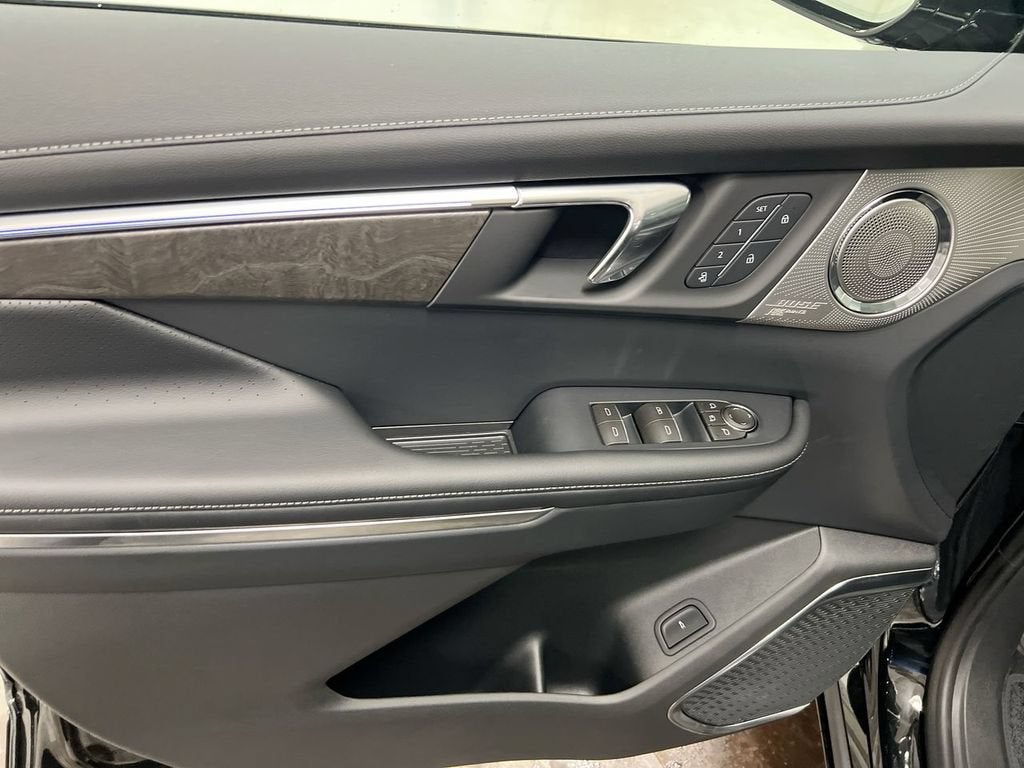 2027 Buick Enclave Avenir
