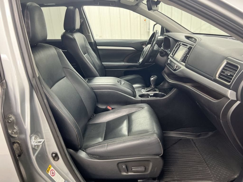 2018 Toyota Highlander SE