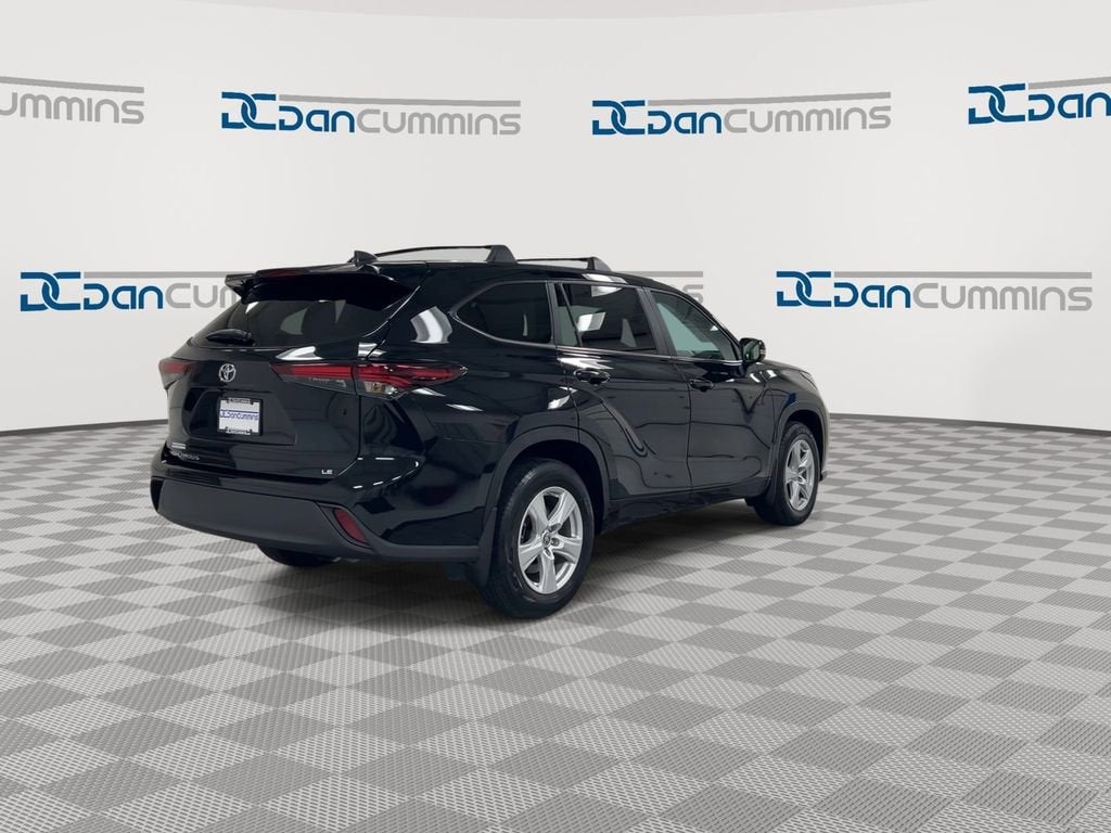 2024 Toyota Highlander LE