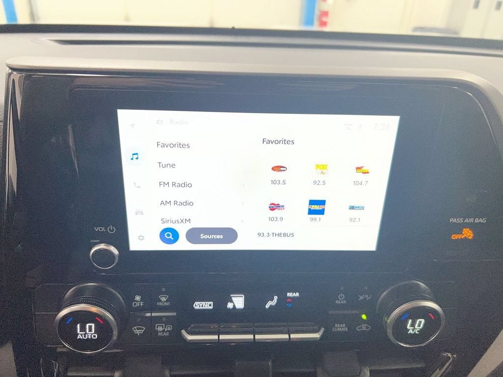 2025 Toyota Highlander LE