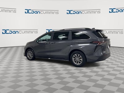 2025 Toyota Sienna XLE