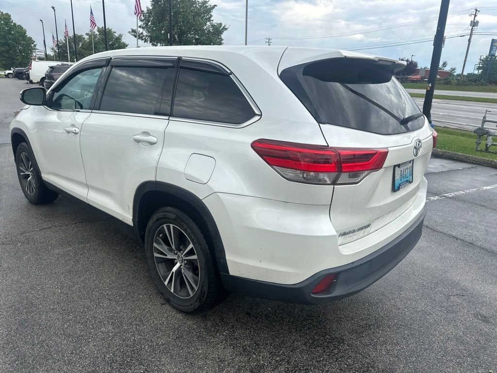 2019 Toyota Highlander LE